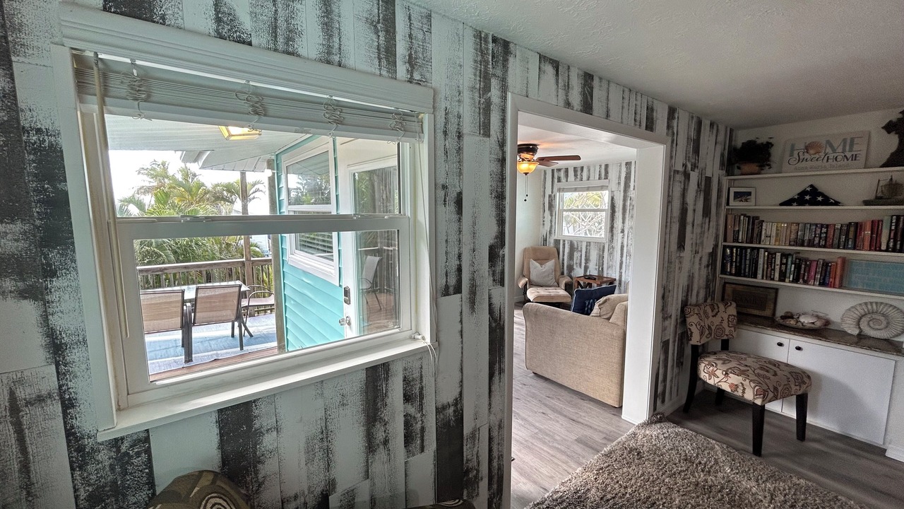 Photo of Livingroom in Bradenton Beach