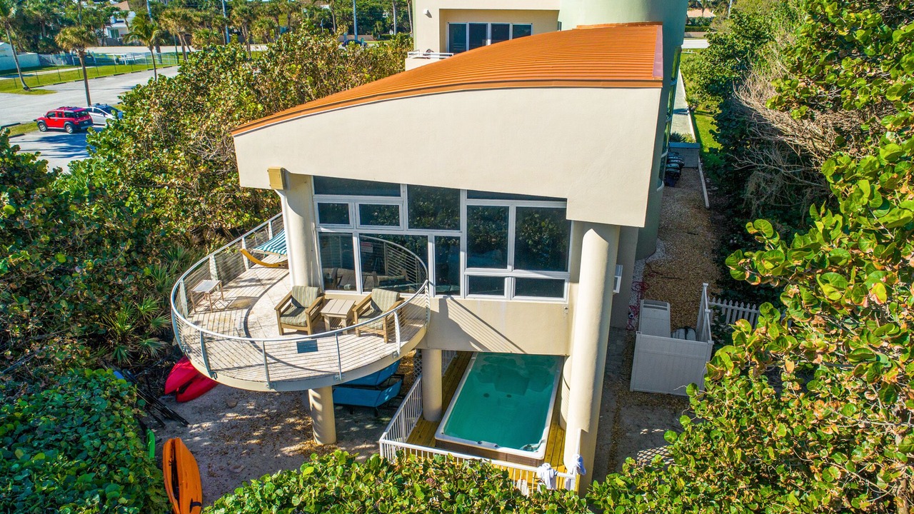 Photo of Outdoor in Hutchinson Island South