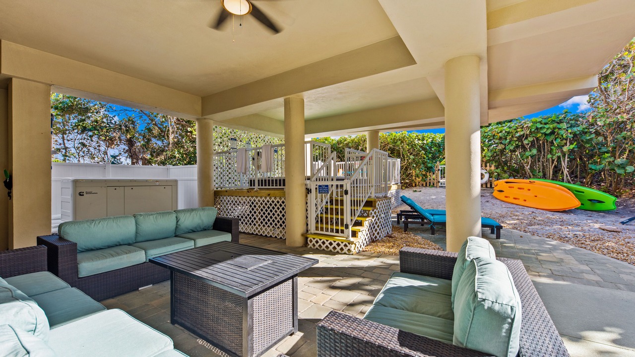 Photo of Outdoor in Hutchinson Island South