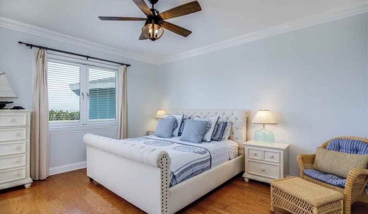 Photo of Bedroom in Ambersand Beach
