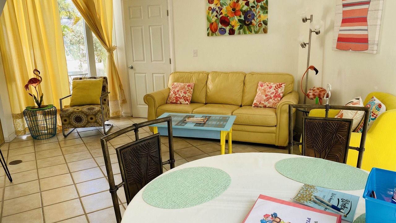 Photo of Livingroom in San Carlos Park