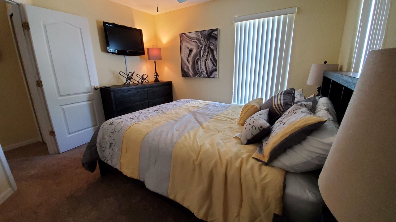 Photo of Bedroom in Silver Creek