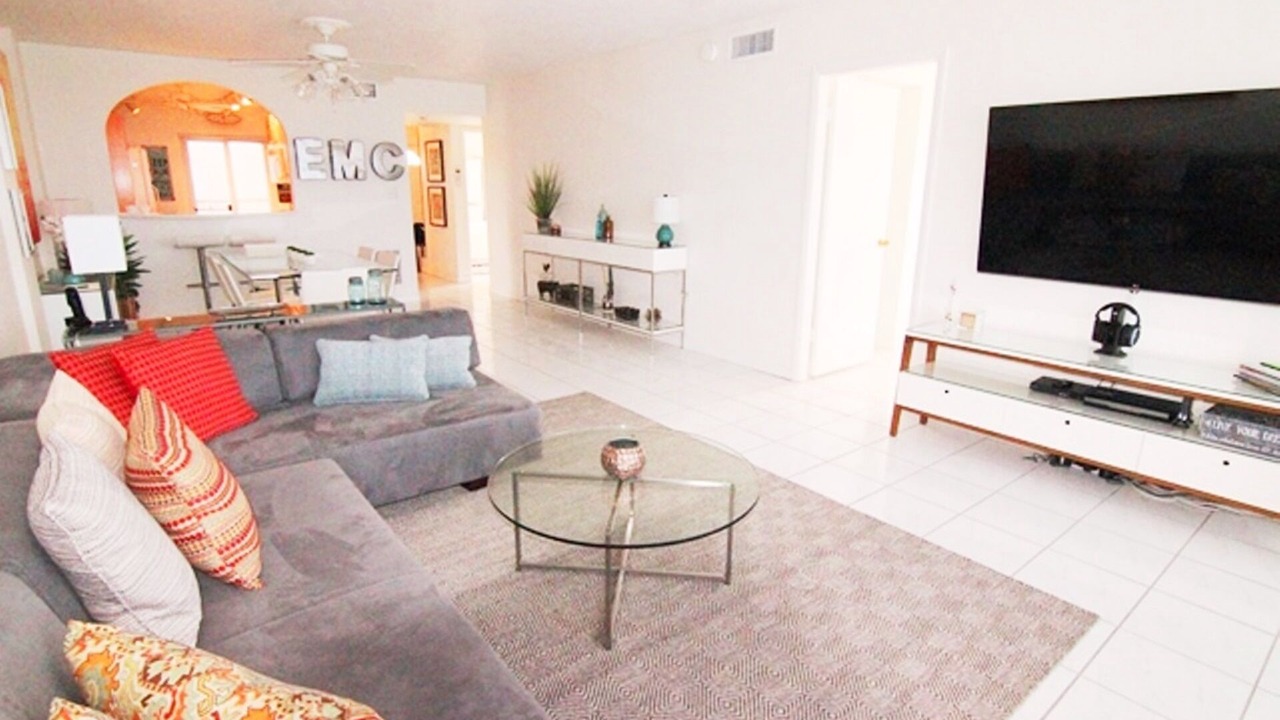 Photo of Livingroom in Holmes Beach