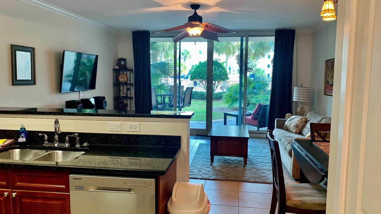 Photo of Livingroom in Fort Walton Beach