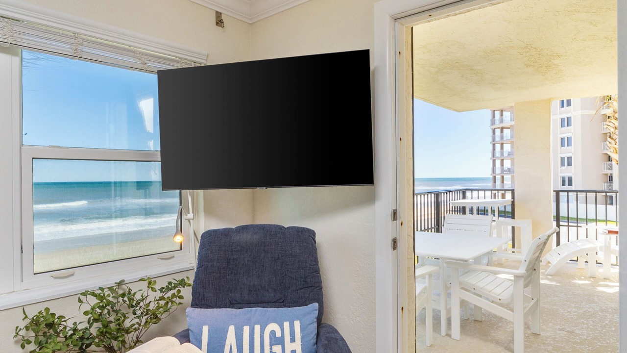 Photo of Livingroom in New Smyrna Beach