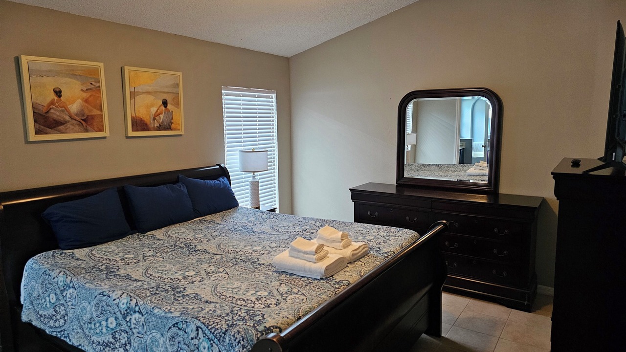 Photo of Bedroom in Windsor Palms