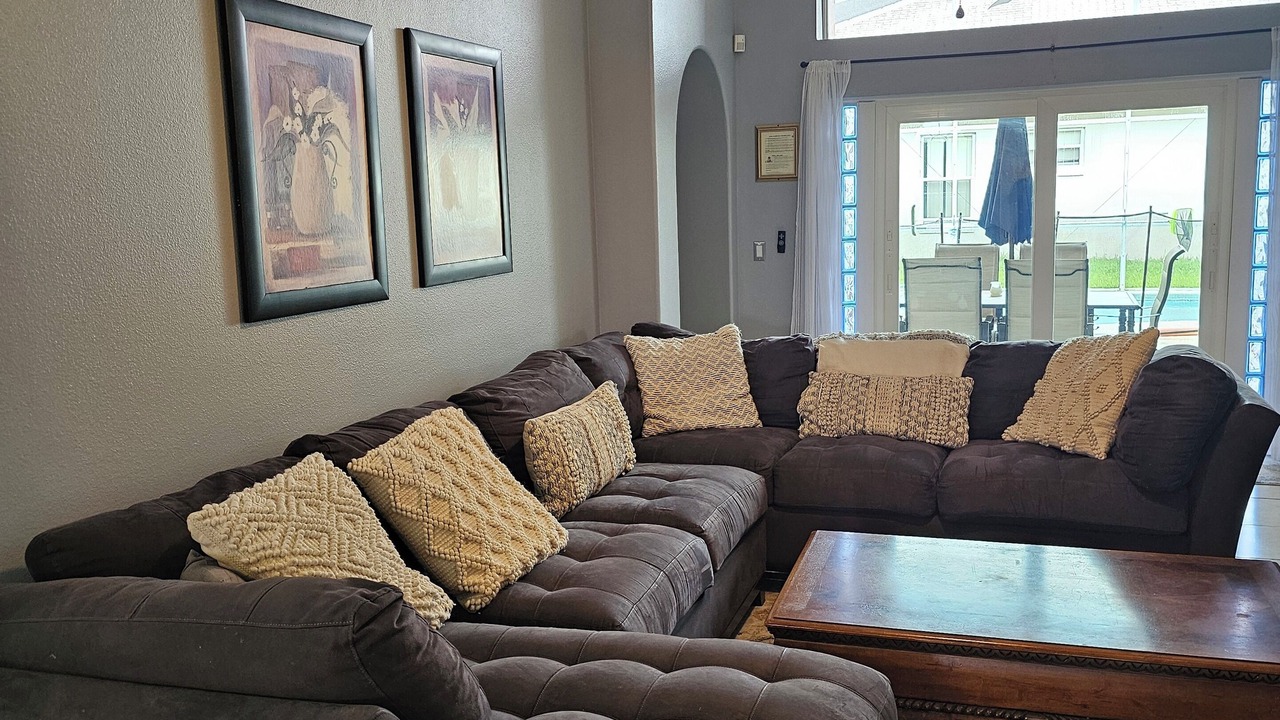 Photo of Livingroom in Windsor Palms
