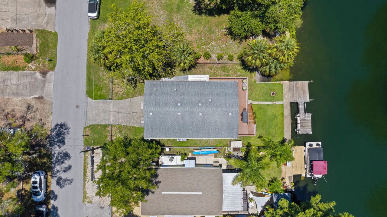 Photo of Outdoor in Weeki Wachee Gardens