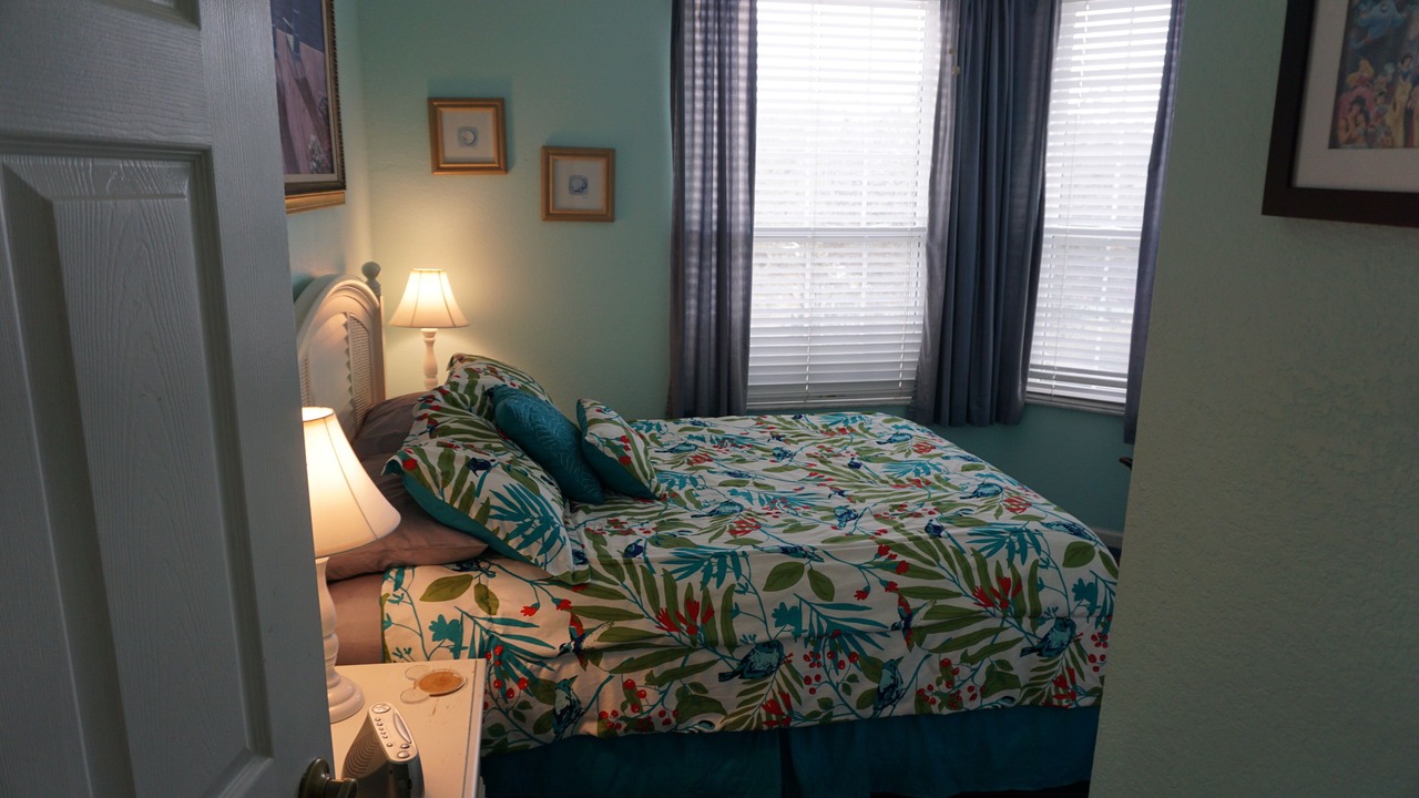 Photo of Bedroom in Windsor Palms