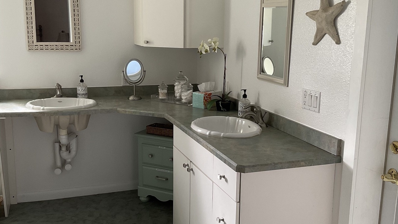 Photo of Kitchen in Edgewater