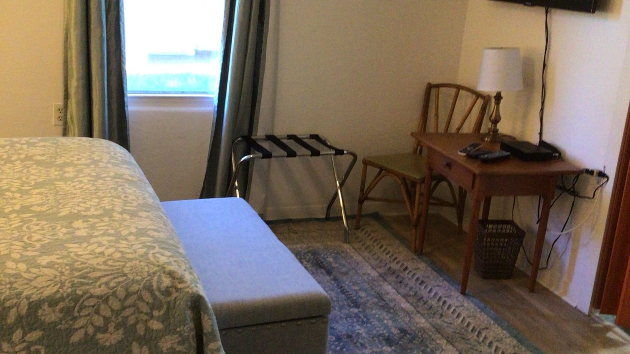 Photo of Bedroom in Edgewater