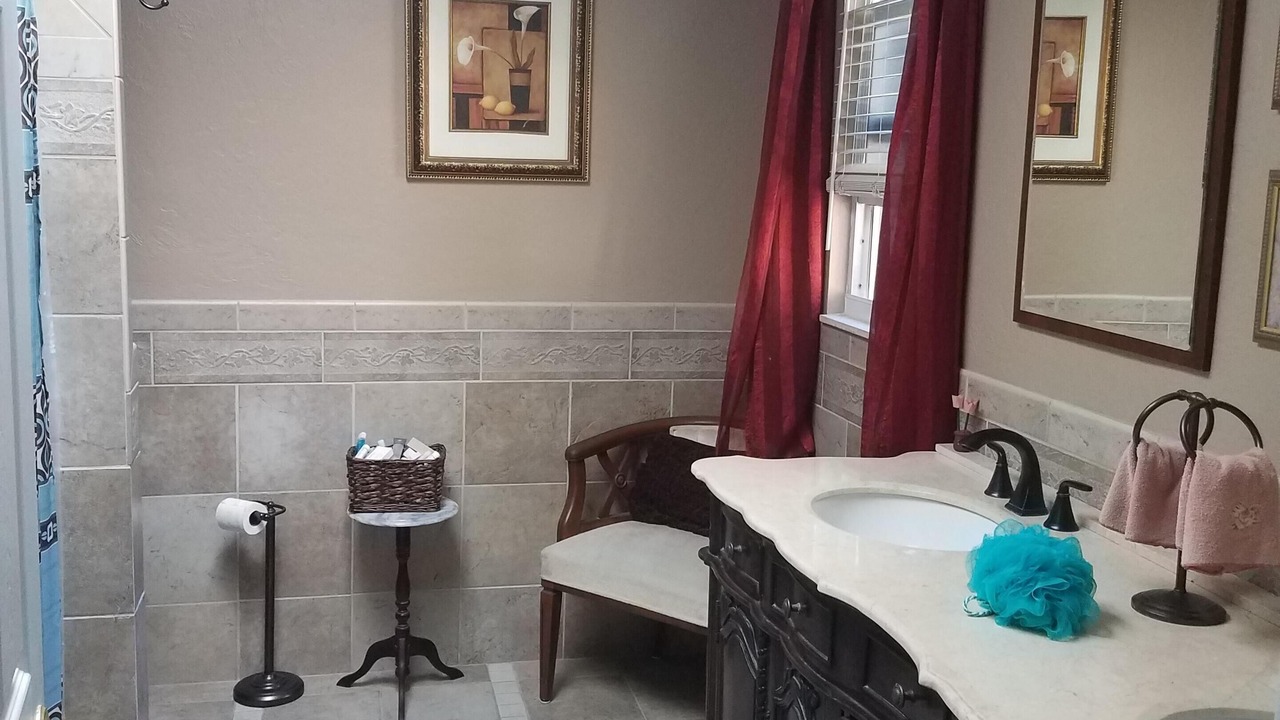 Photo of Bathroom in Riverview Estates