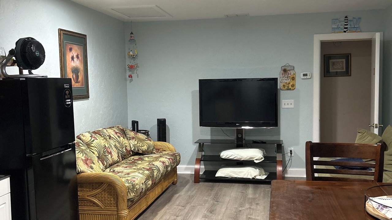 Photo of Livingroom in Riverview Estates