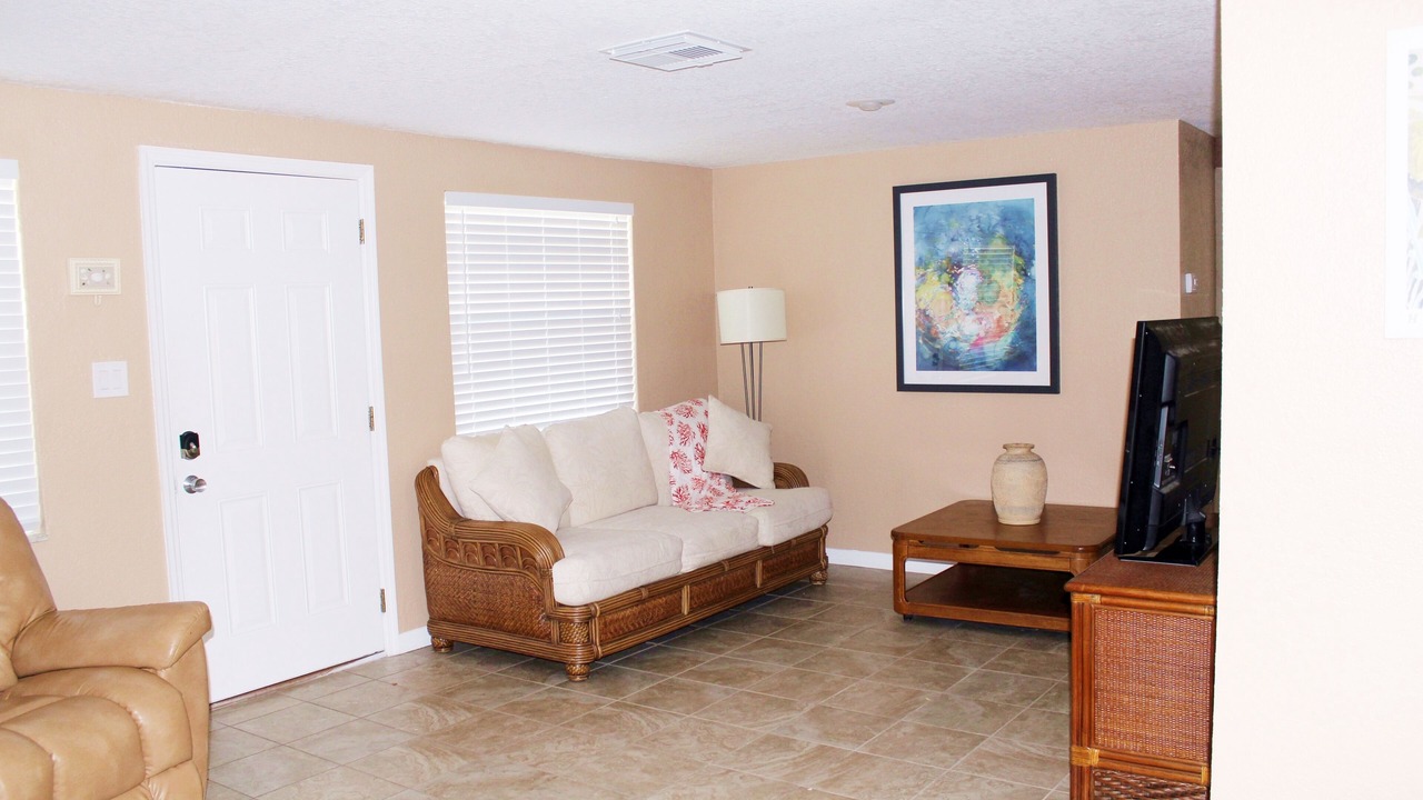 Photo of Livingroom in Holiday Lake Estates