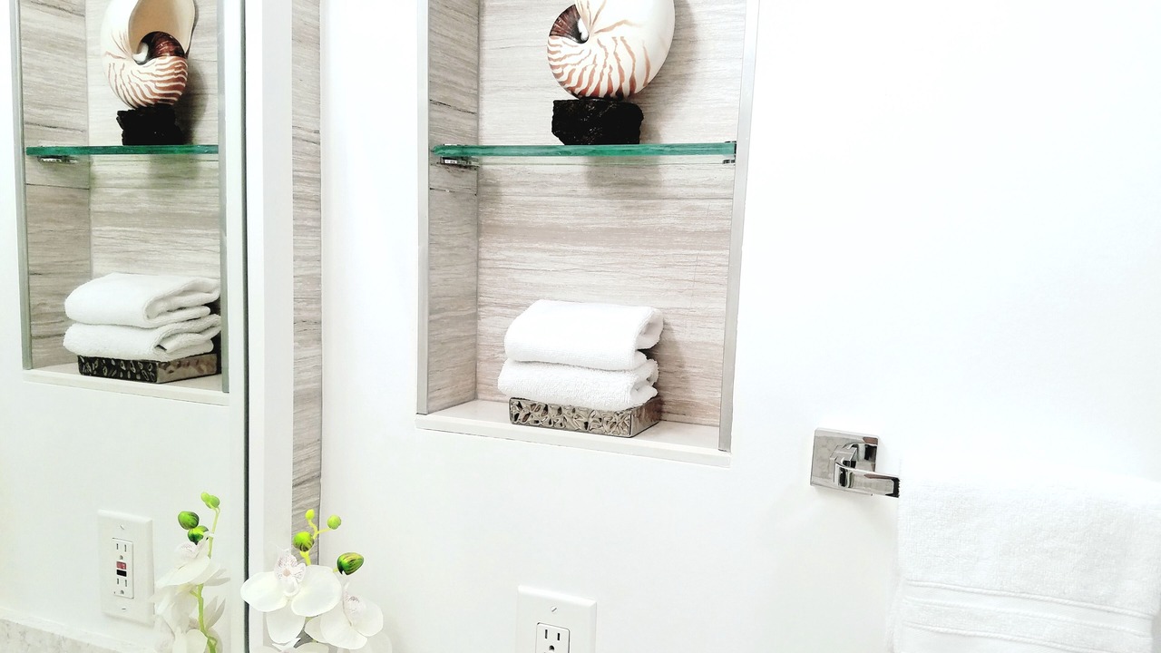 Photo of Bathroom in Jupiter Bay