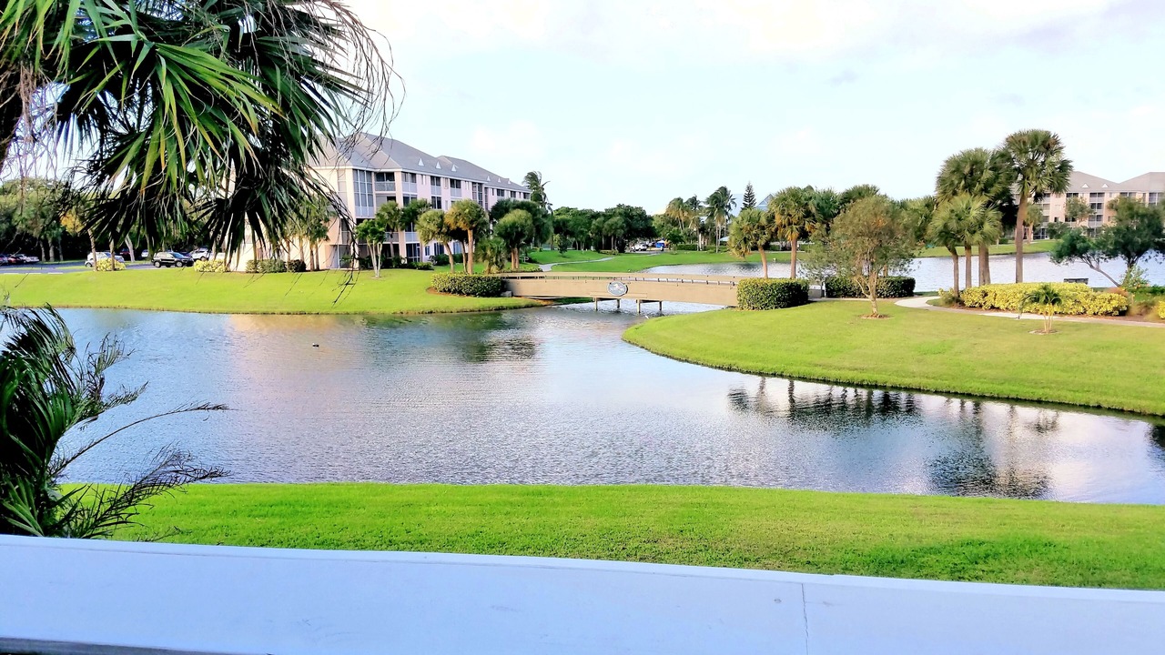 Photo of Patio Balcony in Jupiter Bay