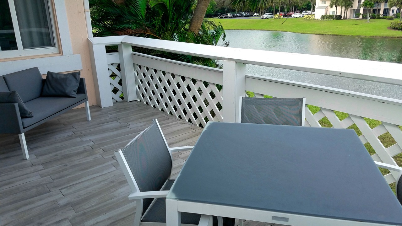 Photo of Patio Balcony in Jupiter Bay