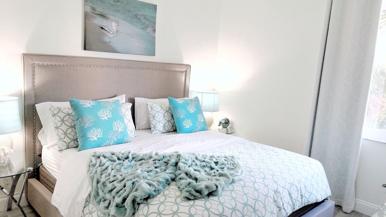 Photo of Bedroom in Jupiter Bay
