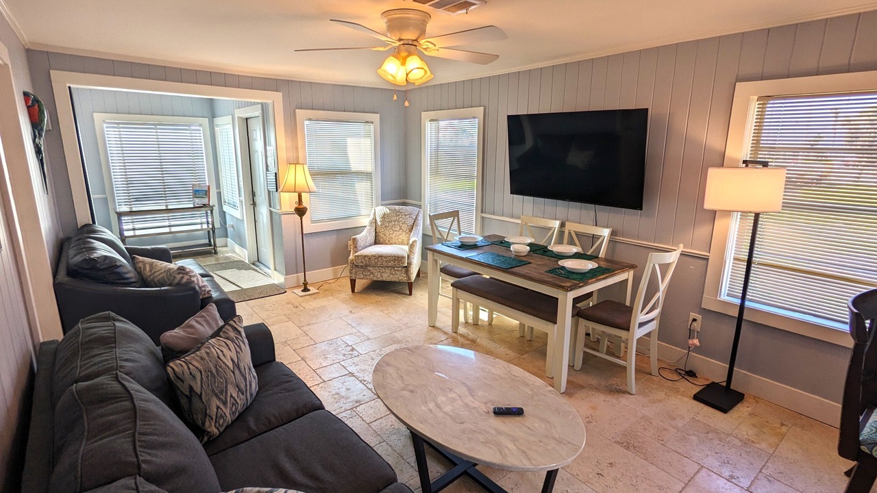 Photo of Livingroom in Fort Myers Beach