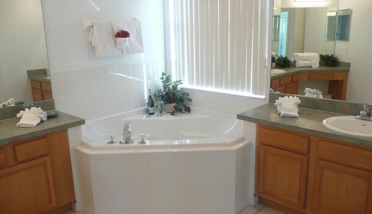 Photo of Bathroom in Calabay Parc