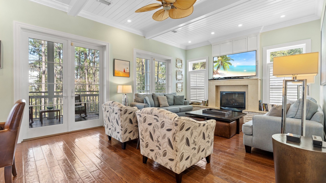 Photo of Livingroom in Miramar Beach