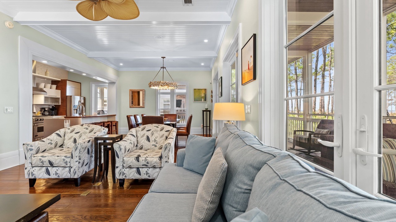 Photo of Livingroom in Miramar Beach
