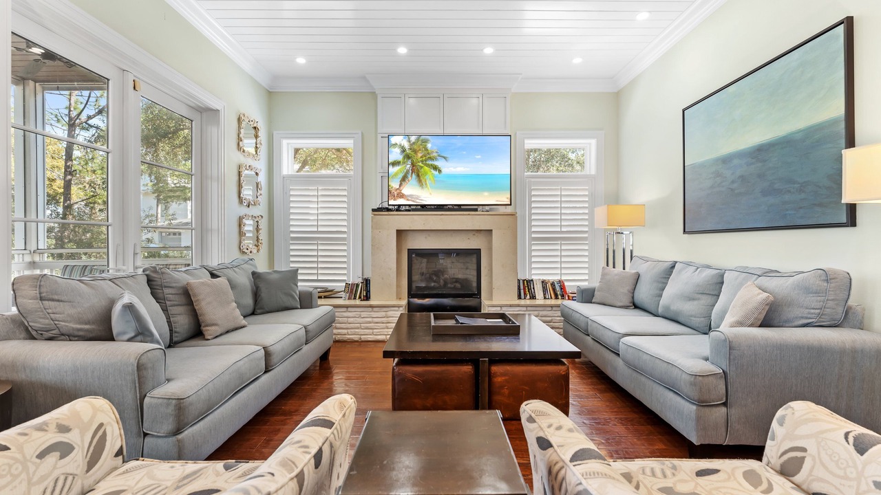 Photo of Livingroom in Miramar Beach