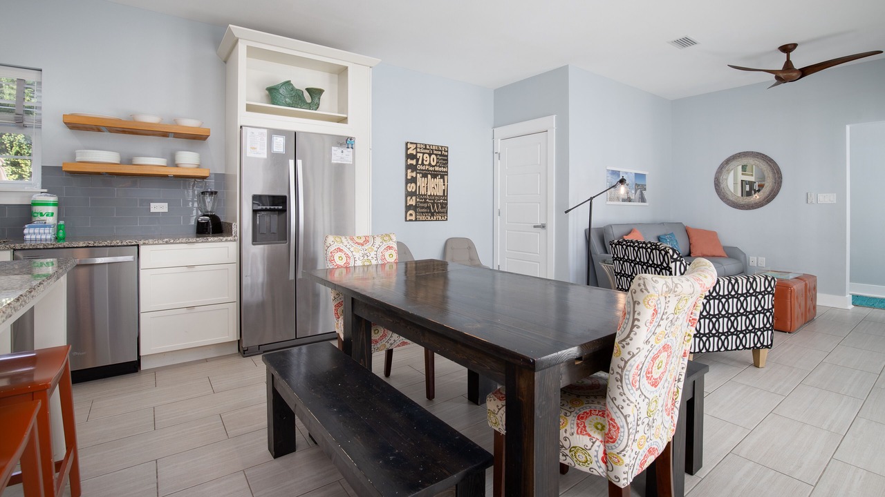 Photo of Bedroom in Crystal Beach