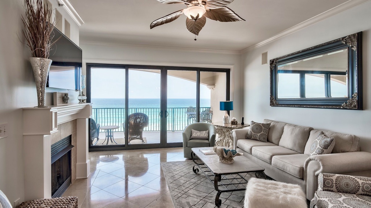 Photo of Livingroom in Crystal Beach