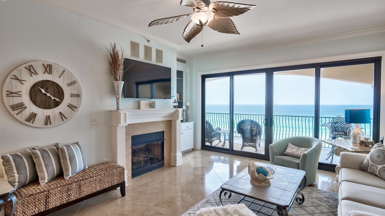 Photo of Livingroom in Crystal Beach