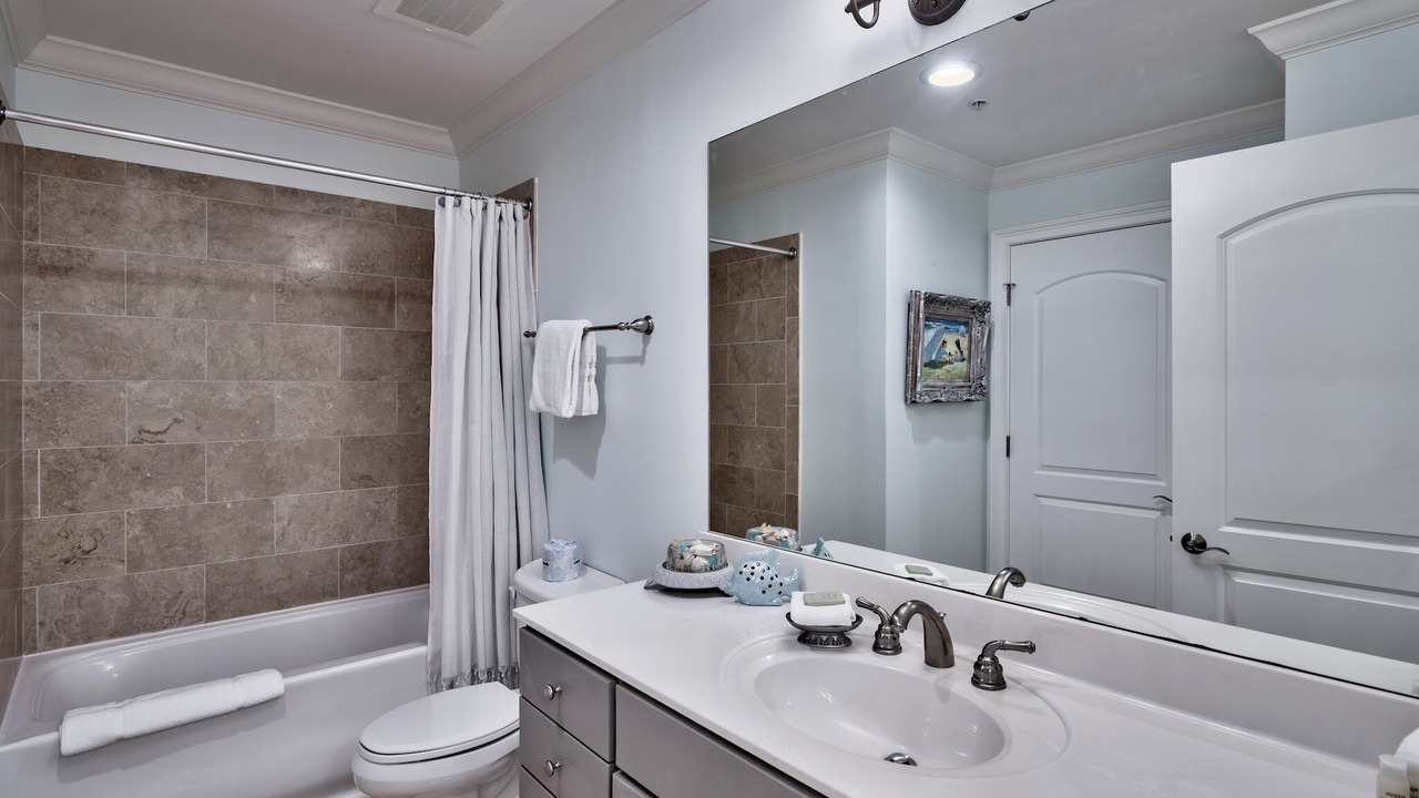 Photo of Bathroom in Crystal Beach