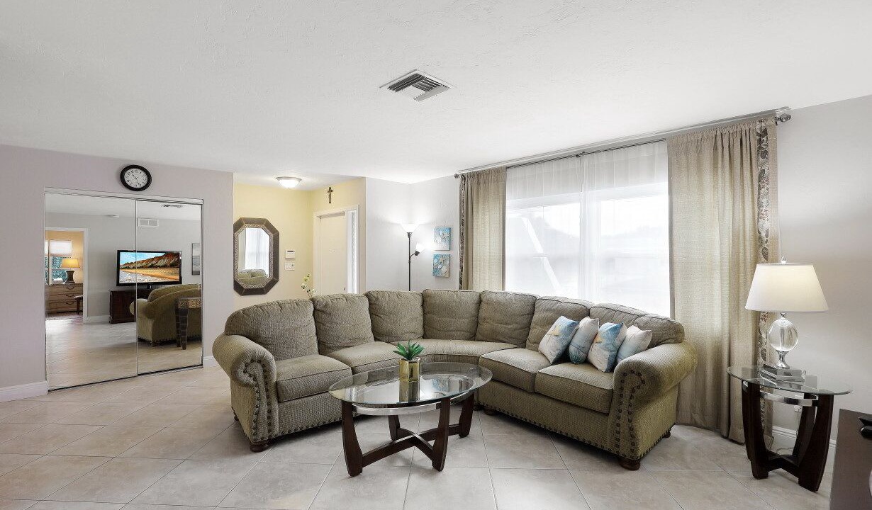 Photo of Livingroom in Marco Island