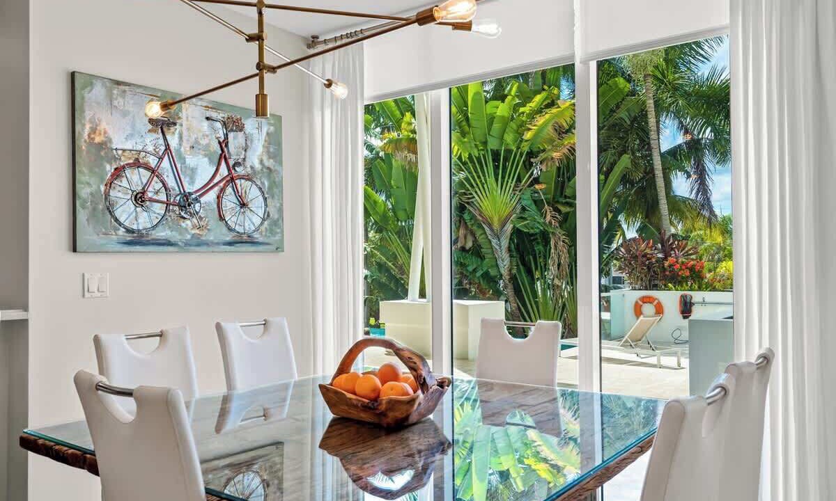 Photo of Bedroom in Deerfield Beach