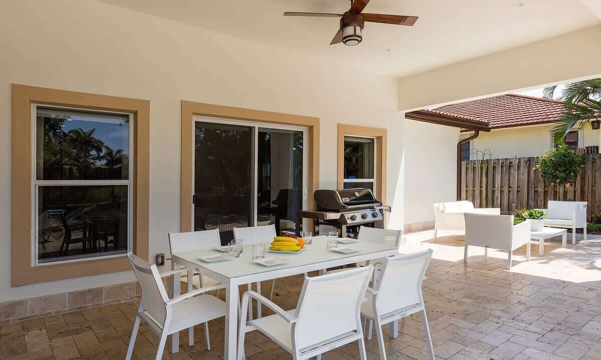 Photo of Outdoor in Lighthouse Point