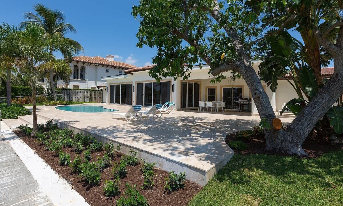 Photo of Outdoor in Lighthouse Point