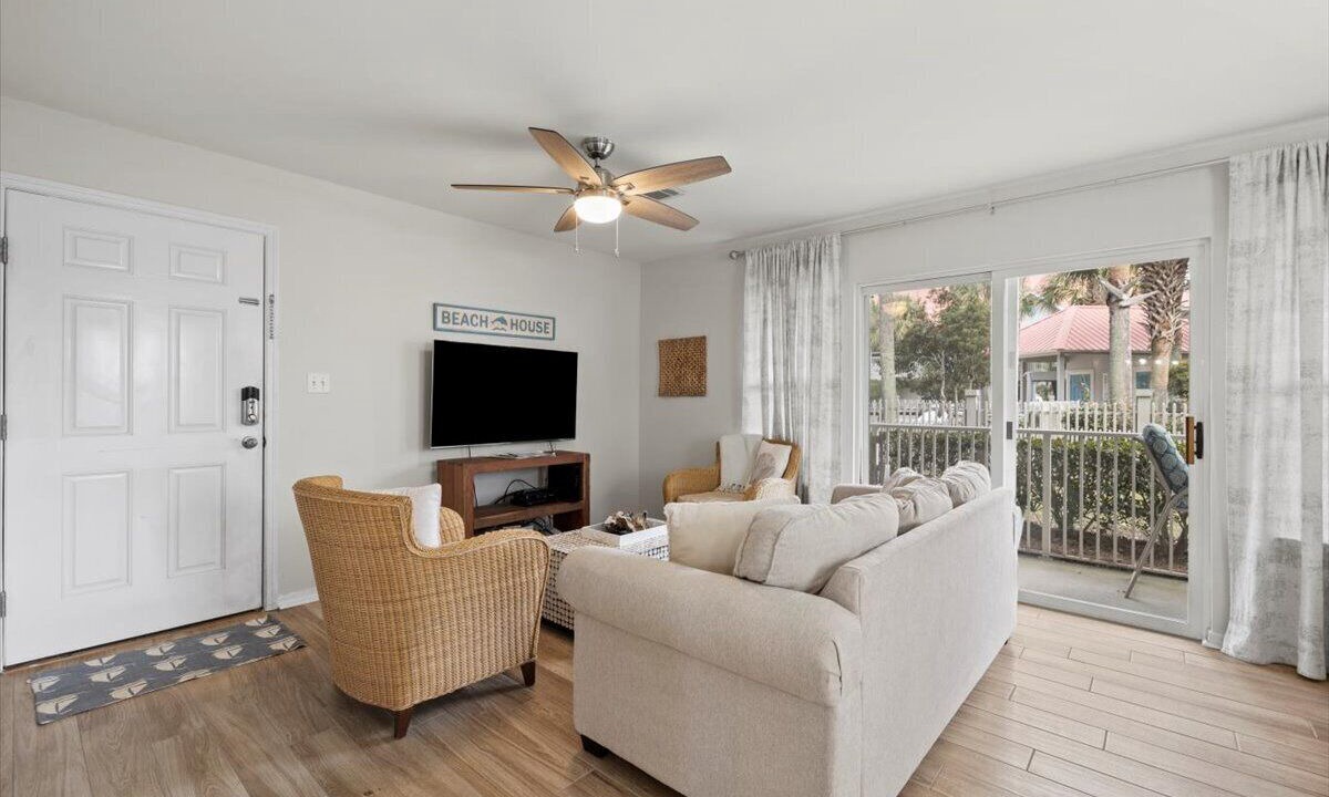Photo of Bedroom in Seagrove Beach