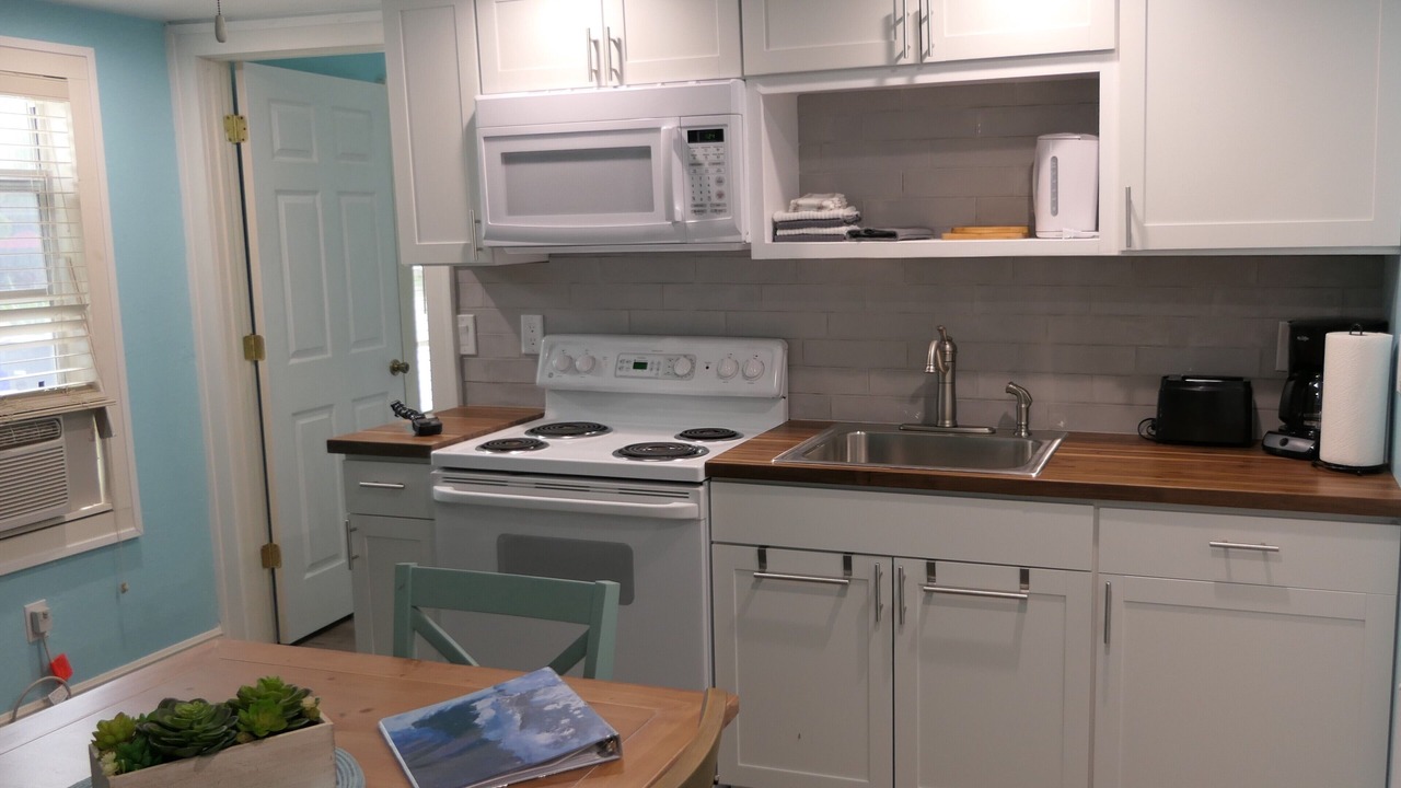 Photo of Kitchen in Altamont Manor