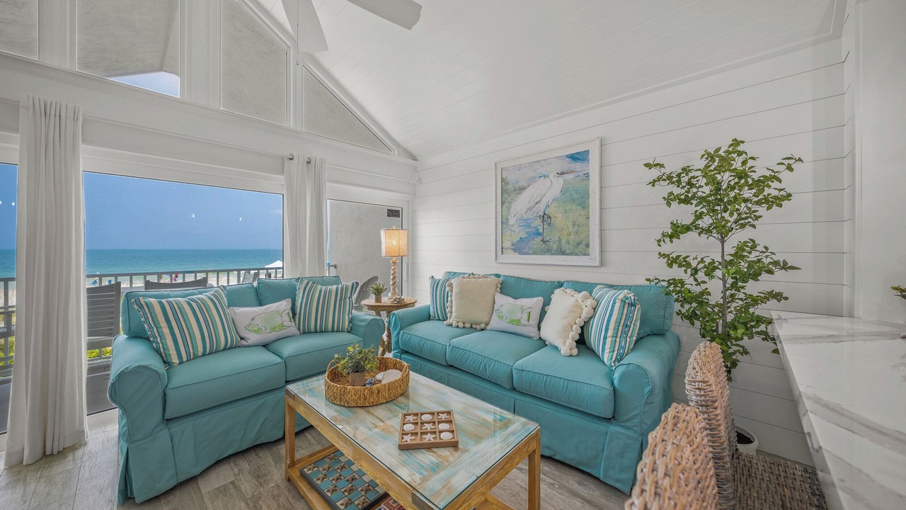 Photo of Livingroom in Holmes Beach