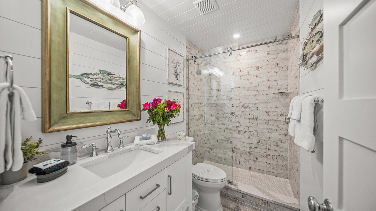 Photo of Bathroom in Holmes Beach