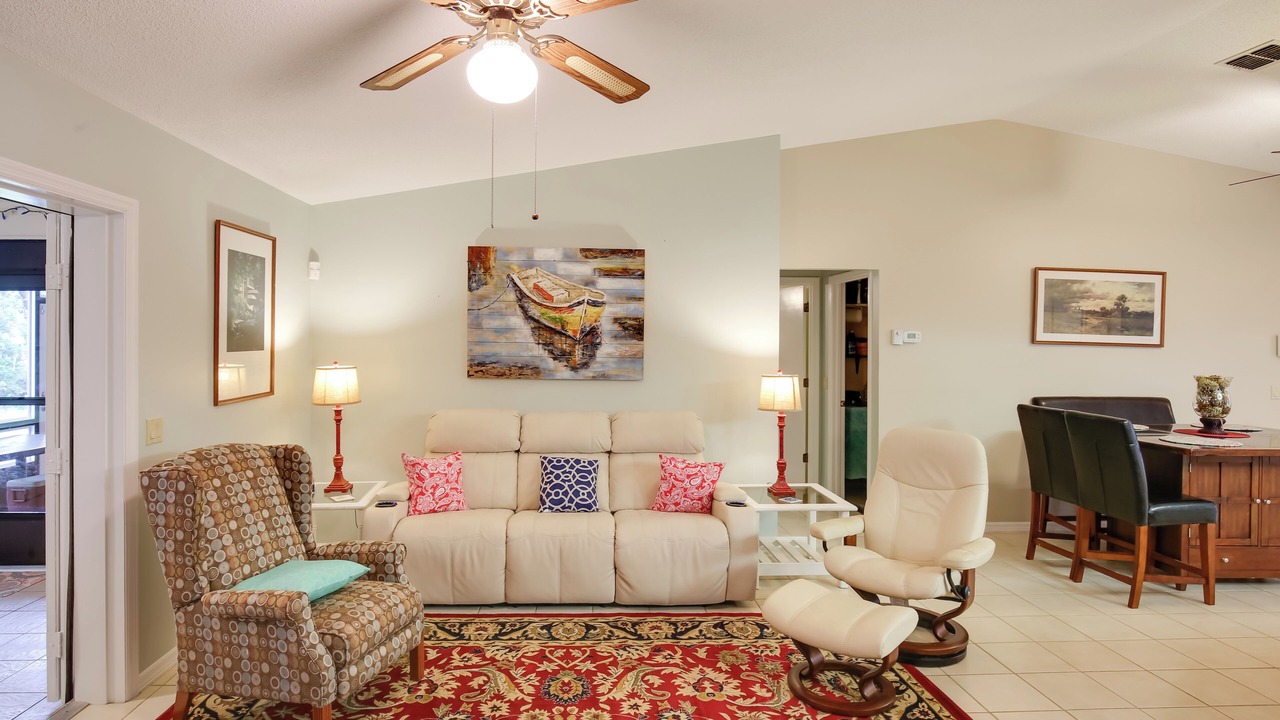 Photo of Bedroom in Dunnellon