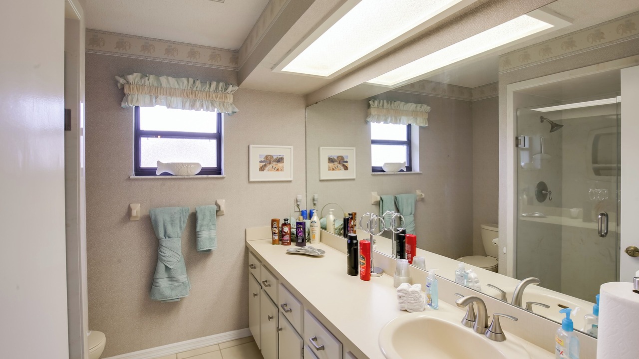 Photo of Bathroom in Dunnellon