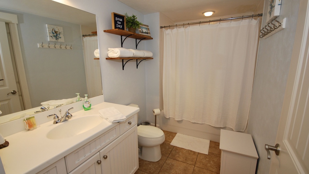 Photo of Bathroom in Steinhatchee