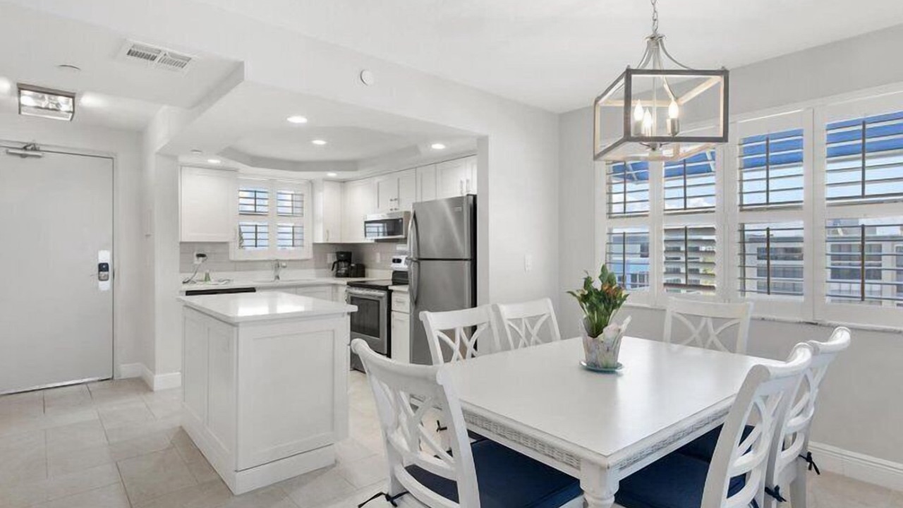Photo of Livingroom in Fort Myers Beach
