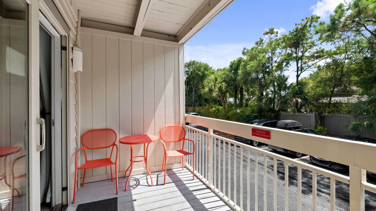 Photo of Patio Balcony in North Forest Beach