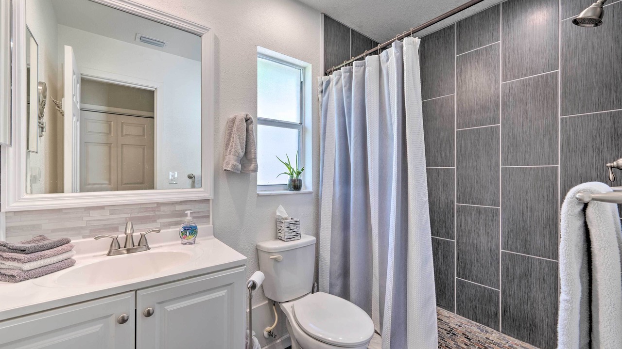 Photo of Bathroom in Forest City