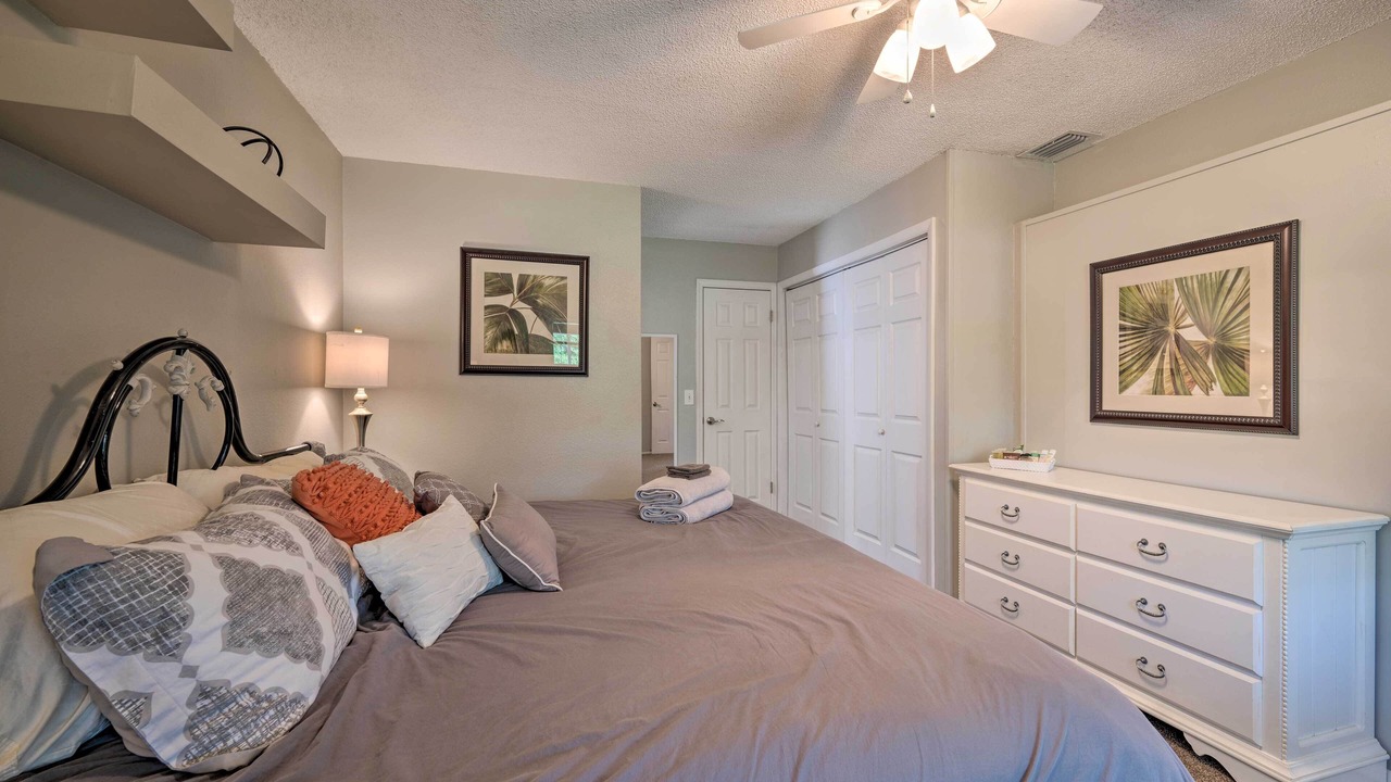 Photo of Bedroom in Forest City