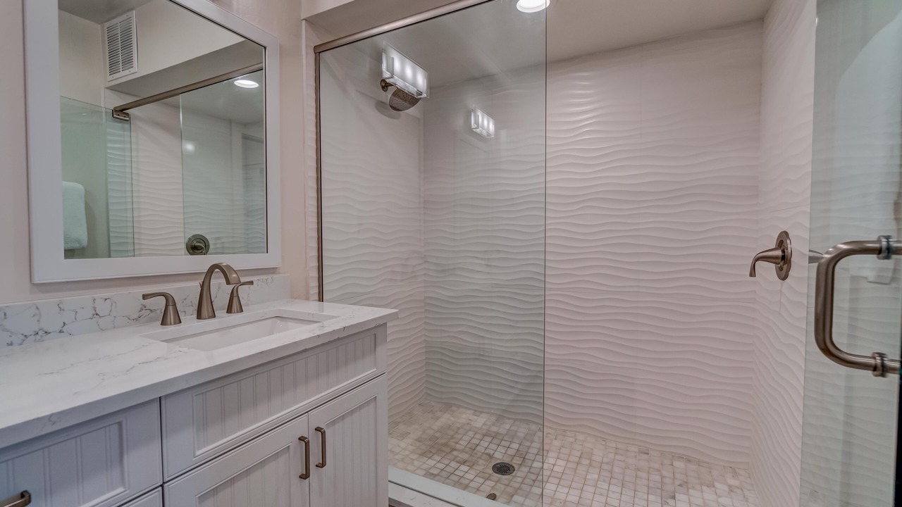 Photo of Bathroom in Palm Island