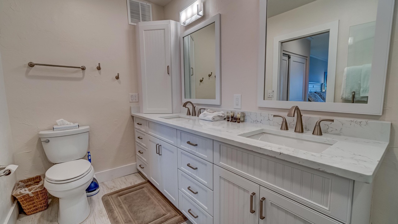 Photo of Bathroom in Palm Island