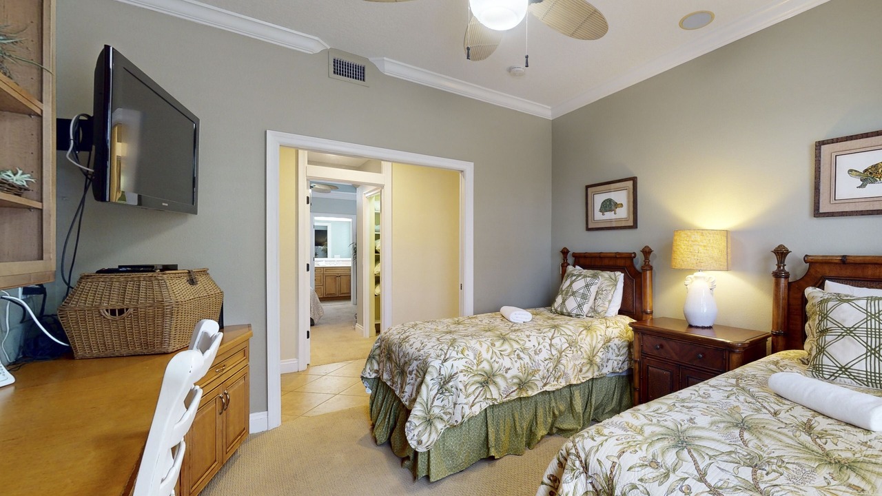 Photo of Bedroom in Holmes Beach