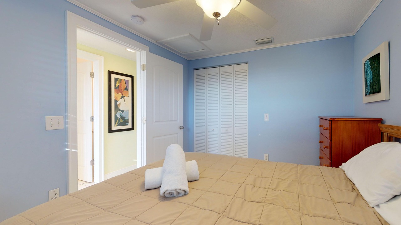 Photo of Bedroom in Holmes Beach